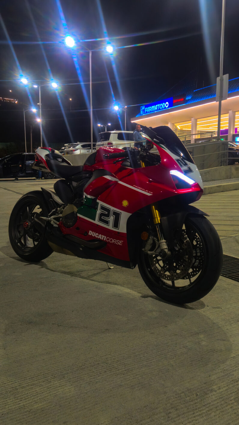 
								Ducati Panigale V2 Troy Bayliss 2023 completo									